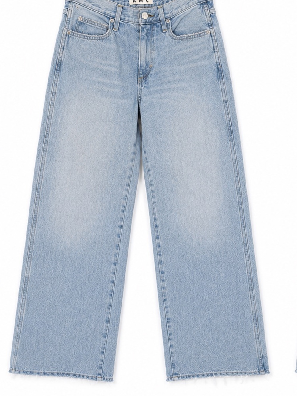 AMO Valentina Wide-Leg Jeans
Size 25
Made in Los Angeles | 100% Cotton